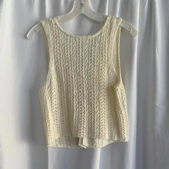 miss love knit vest / L / NWOT - Picture 3 of 8